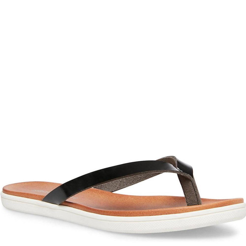 Madden Girl Misty Patent Thong Sandal Black 8M